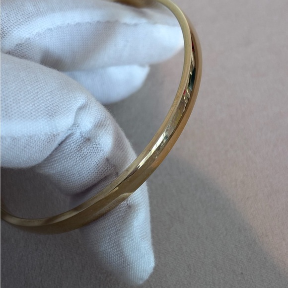 Kate Spade Heart of Gold Idiom Classic Minimalist Gold Bangle Bracelet - Picture 5 of 9